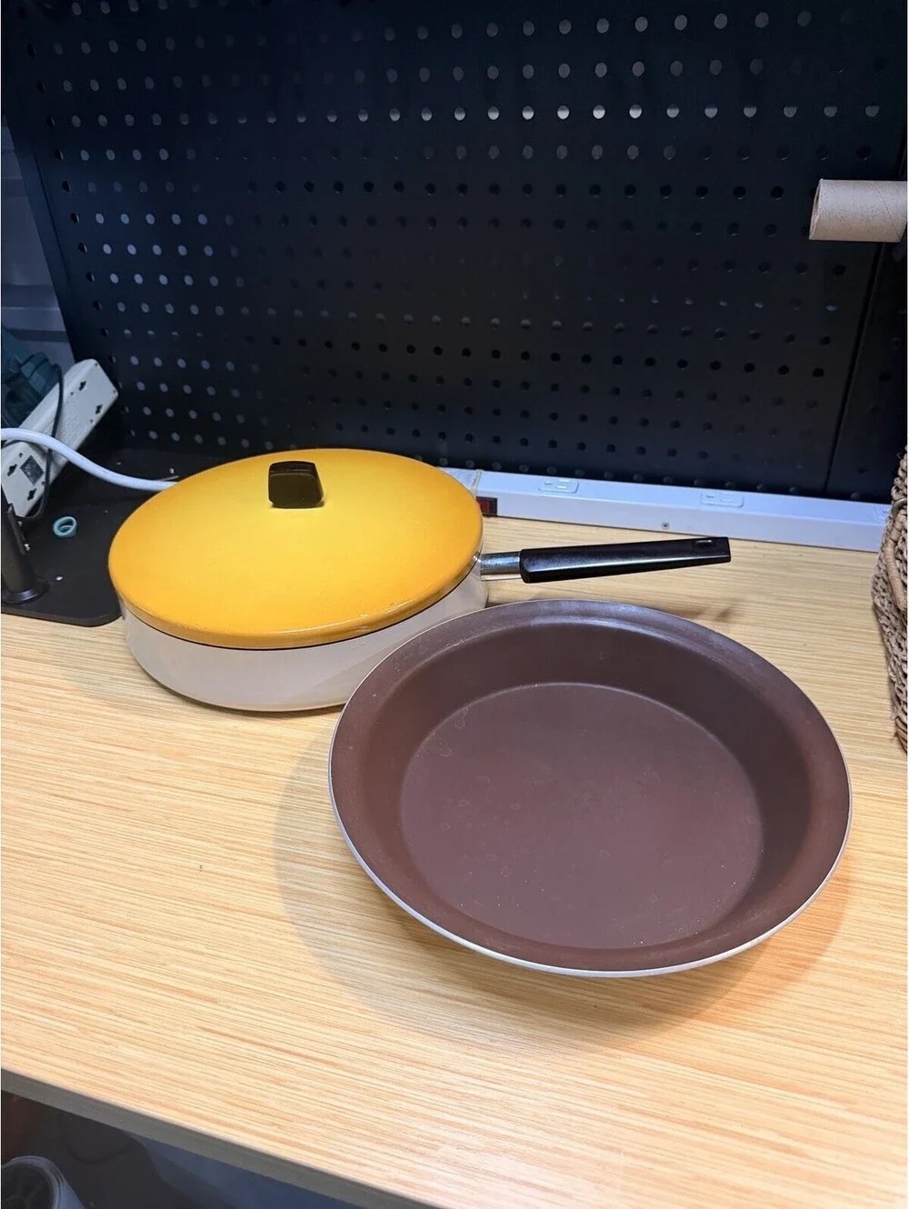 VTG 3 Piece Yellow Wearever Fry Pan Skillet 10